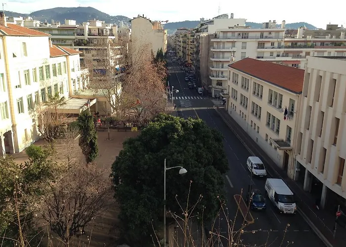 Les Pervenches * Nizza