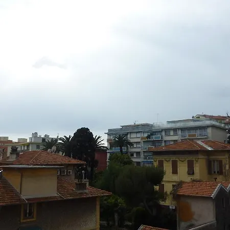 Les Pervenches * Nice